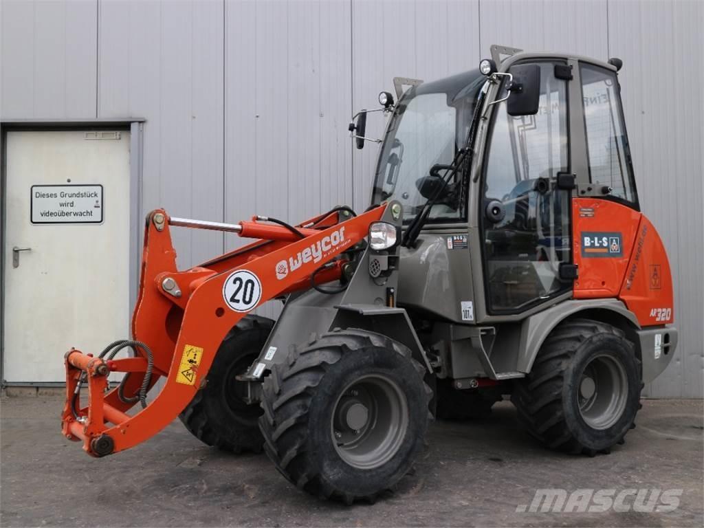 Atlas AR320 Farm machinery