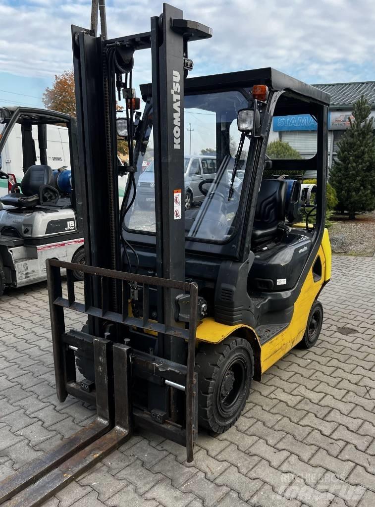 Komatsu FG15HT-21 LPG trucks