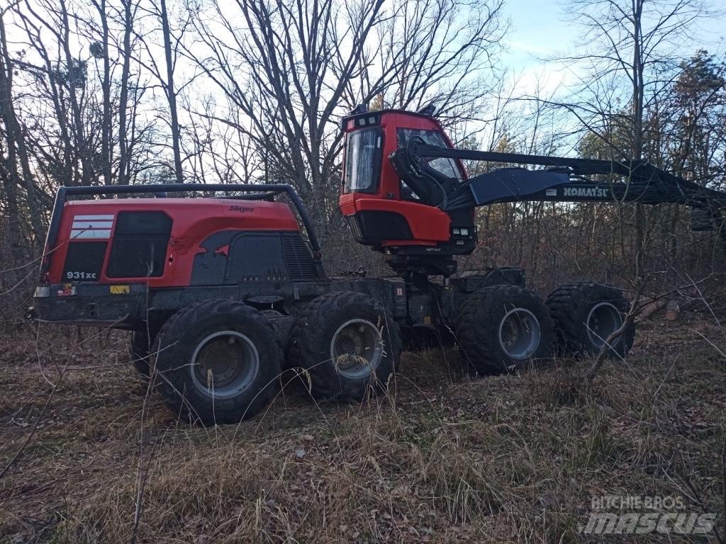 Komatsu 931 XC Harvesters
