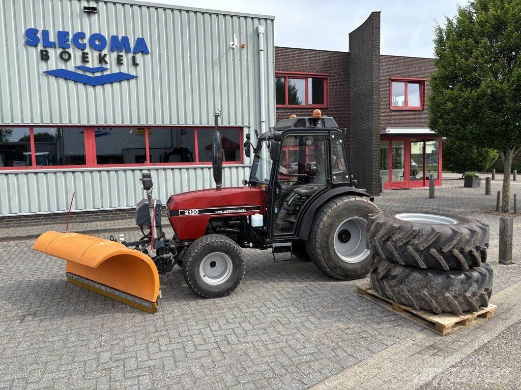 Case IH IH 2130 Tractors