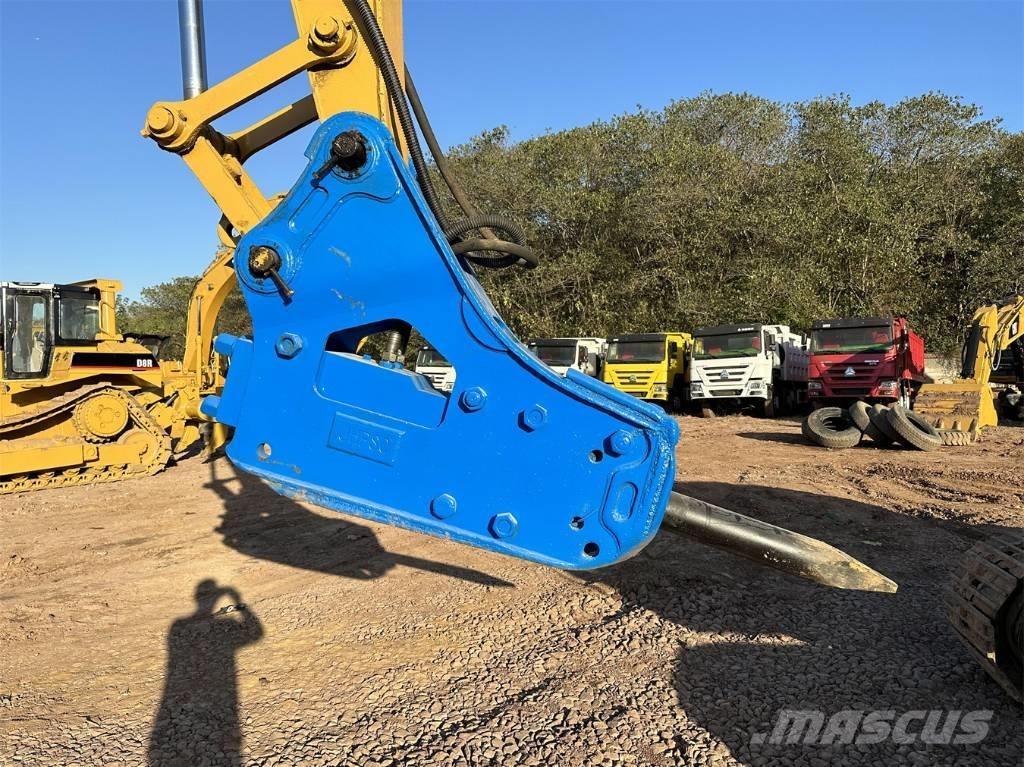 CAT 320 DL Crawler excavators