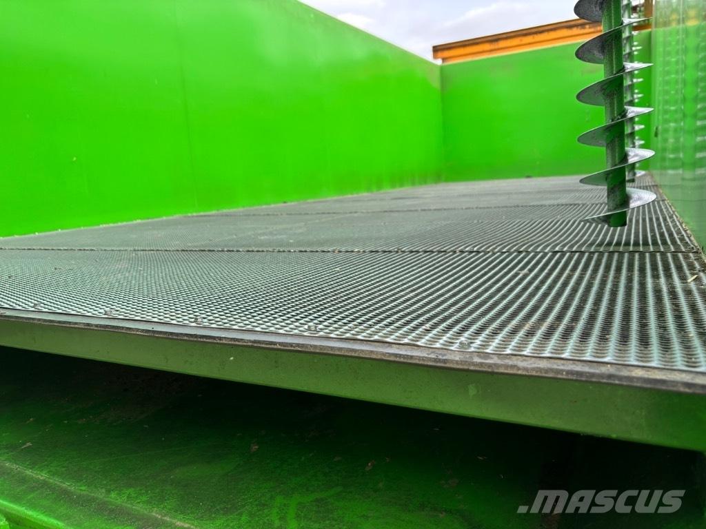 Turbodan TD15 Tipper trucks