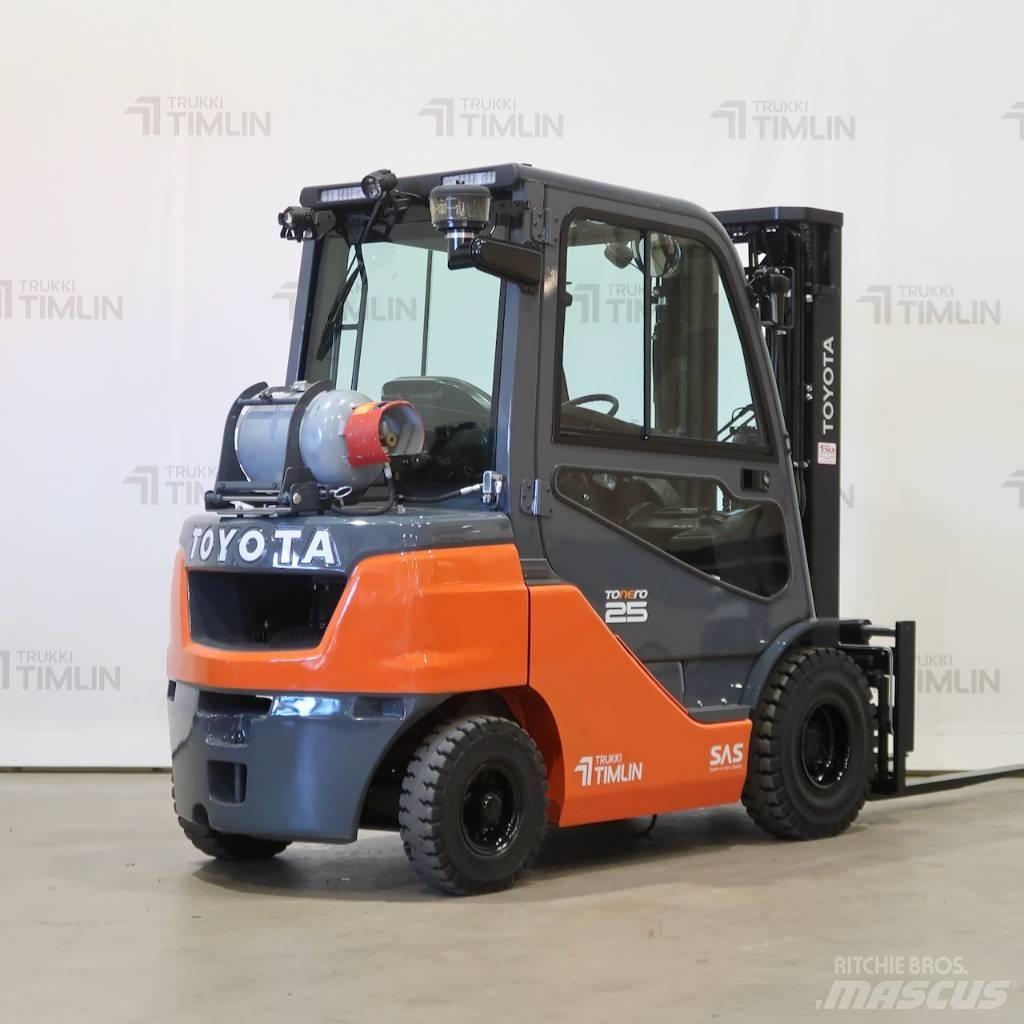 Toyota 02-8FGF25 LPG trucks