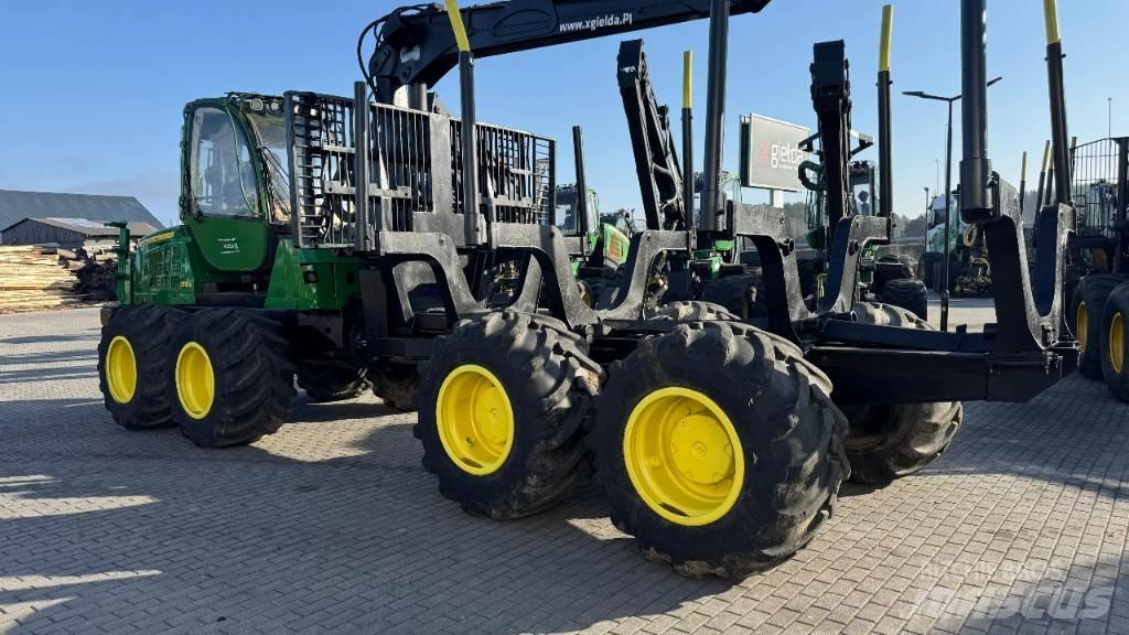 John Deere 1510 E Forwarders