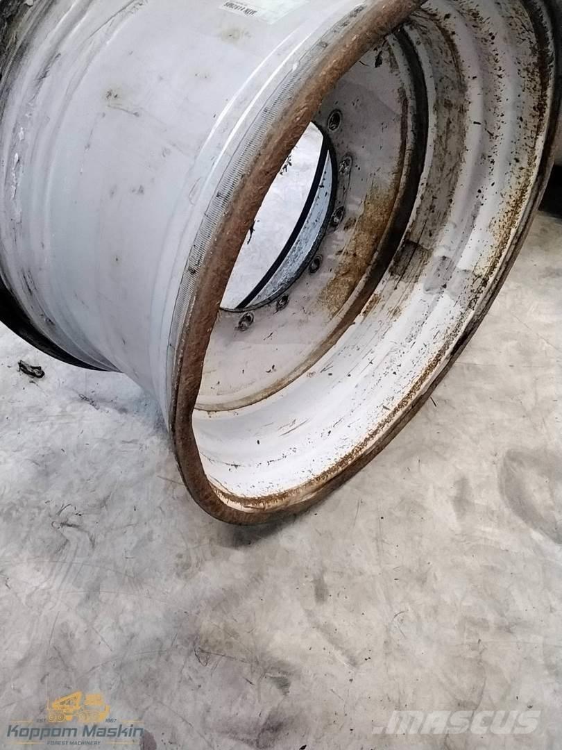 Valmet 901 20x34 Tyres, wheels and rims