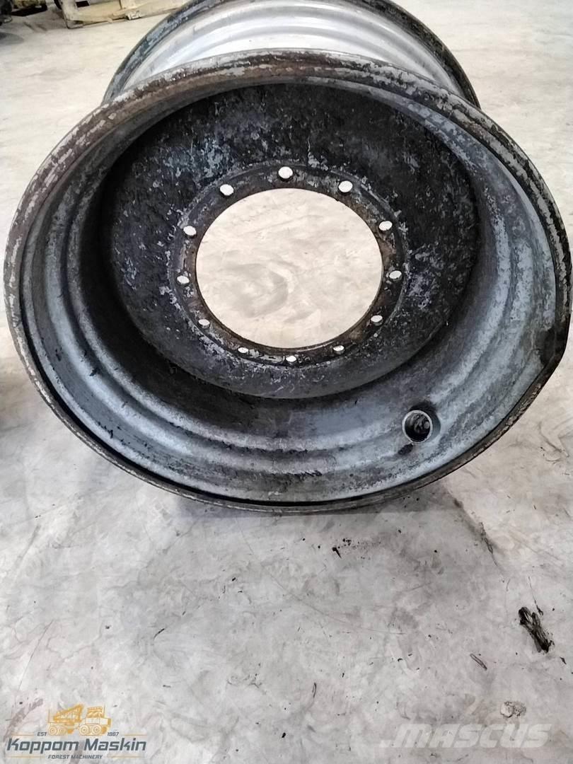 Valmet 901 20x34 Tyres, wheels and rims