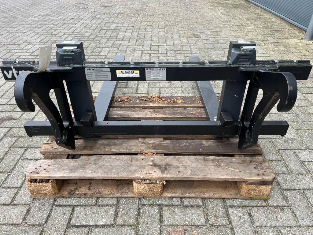 VTM VE1345 Front loader accessories