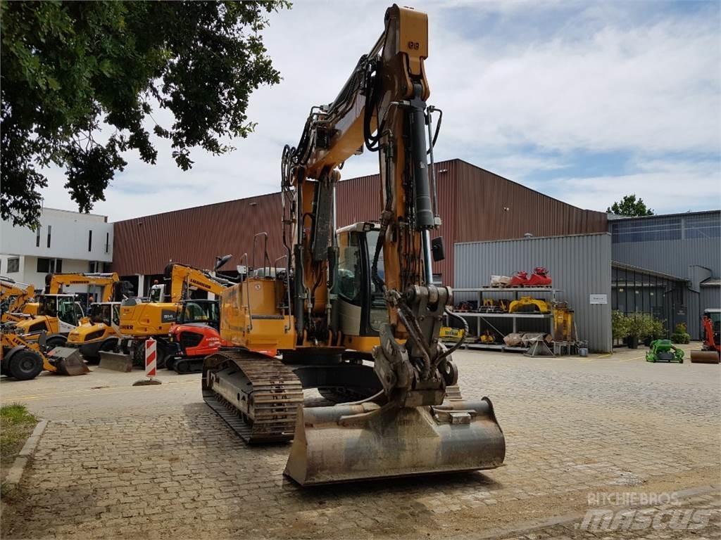 Liebherr R920 Crawler excavators