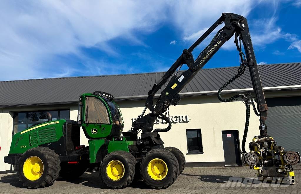 John Deere 1270 G Harvesters