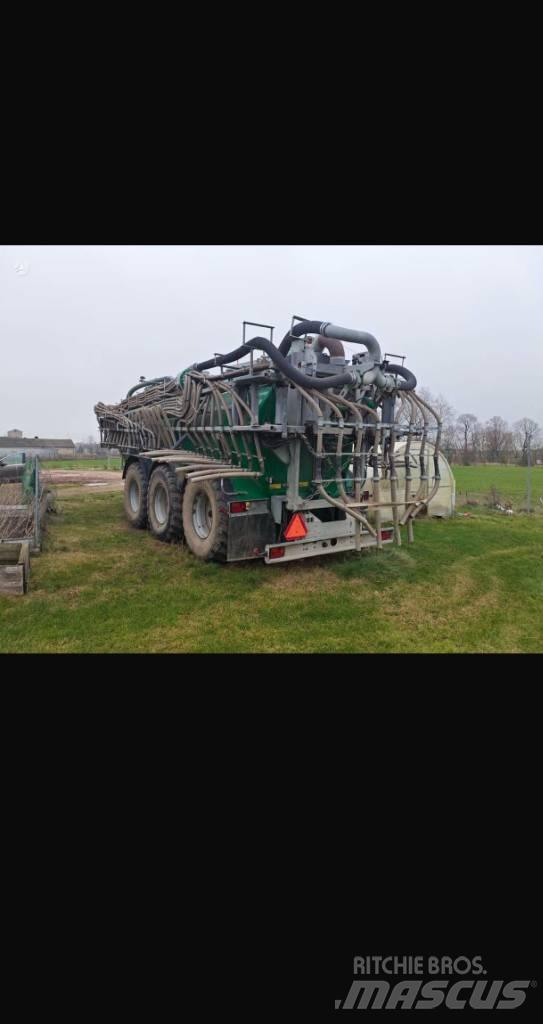 Samson PG 25 Slurry tankers