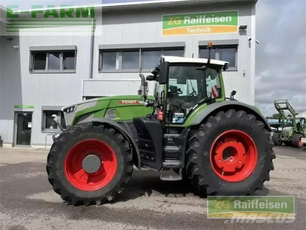 Fendt 939 vario Tractors