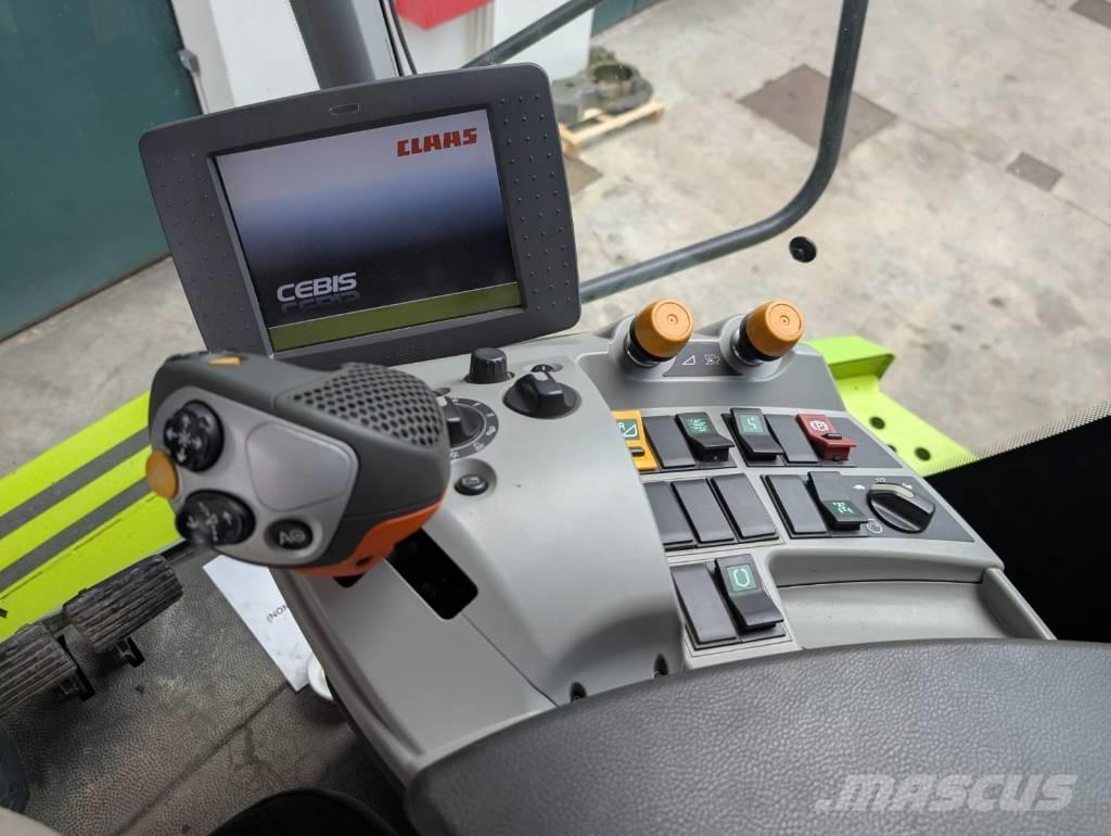 CLAAS Lexion 760 TT Combine harvesters
