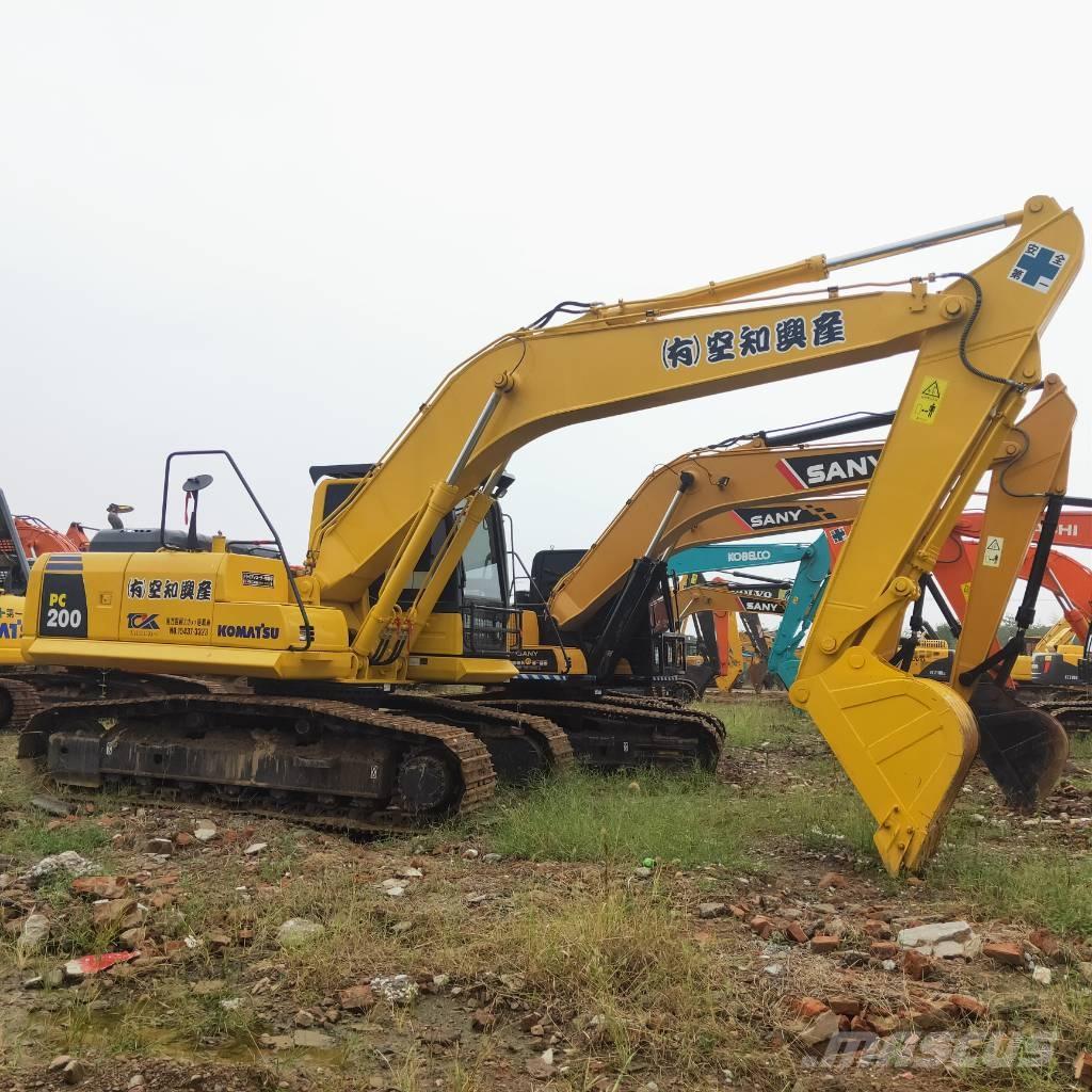 Komatsu PC200-8 Crawler excavators