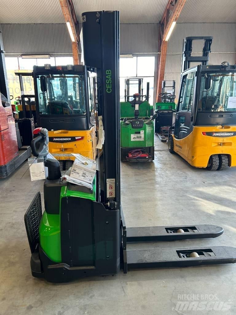 Cesab S 212 L Pedestrian stacker