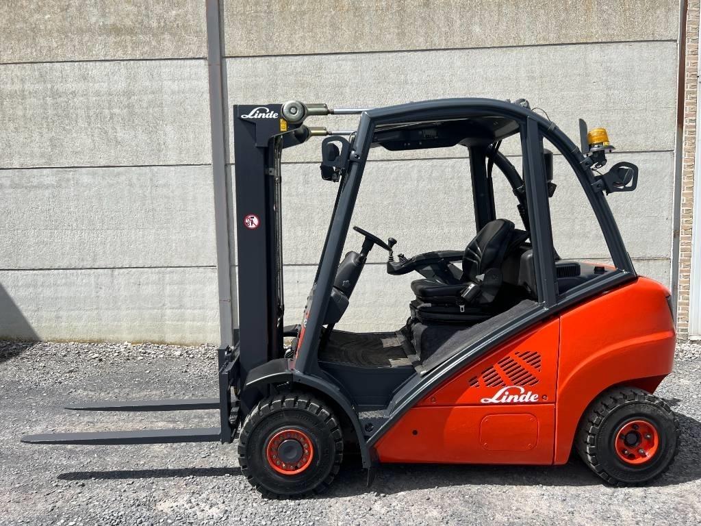 Linde H25D-01 Diesel trucks