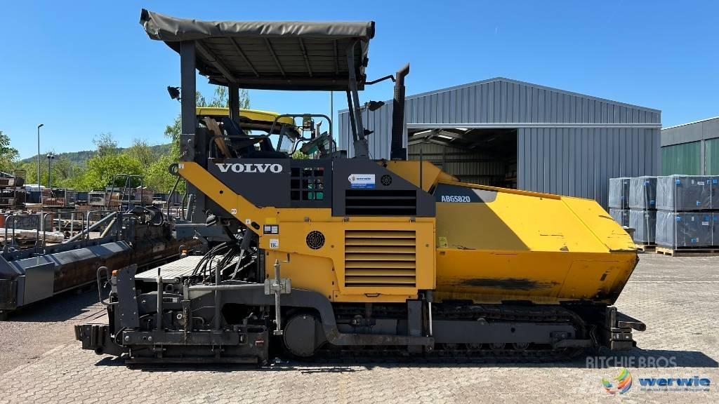 Volvo ABG TITAN 5820 Asphalt pavers