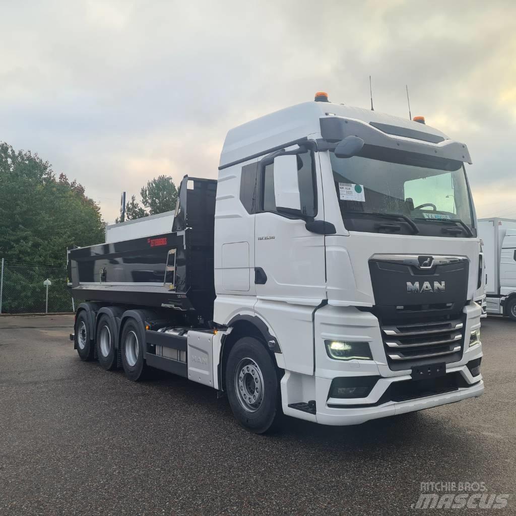 MAN TGX 35.510 8x4-4 Tipper trucks