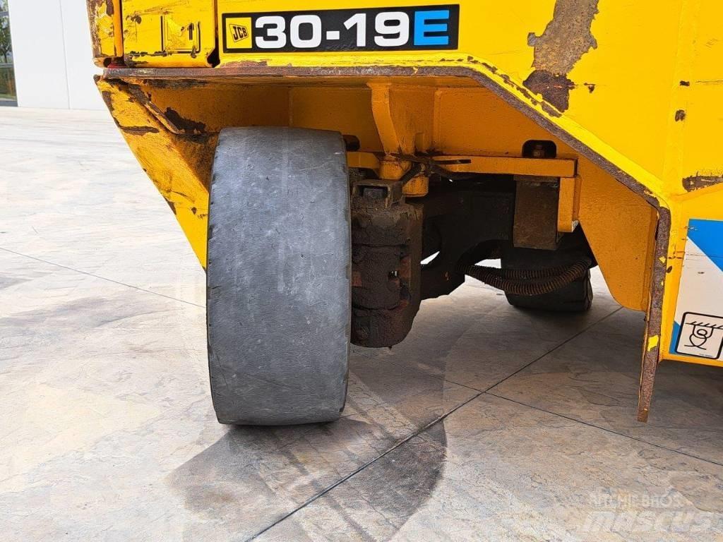 JCB TLT 30-19E Reach truck