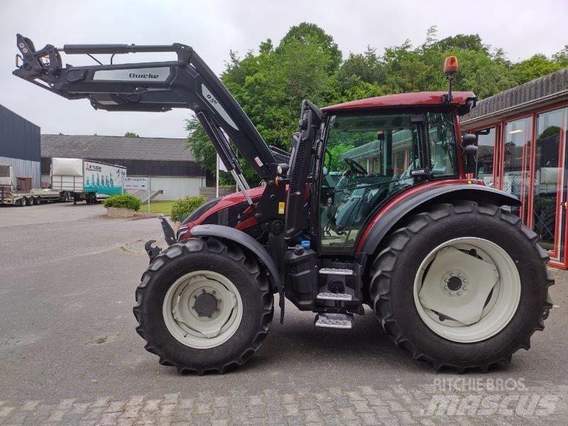 Valtra G135 Active Tractors