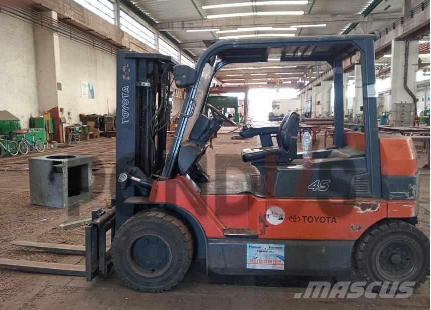 Toyota 7 FBMF 45 Electric forklift trucks
