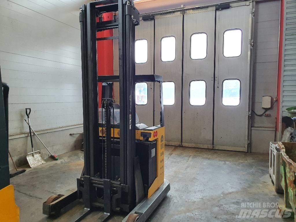 Atlet UNS141 Reach truck