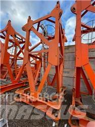 Potain MD 345 Tower cranes