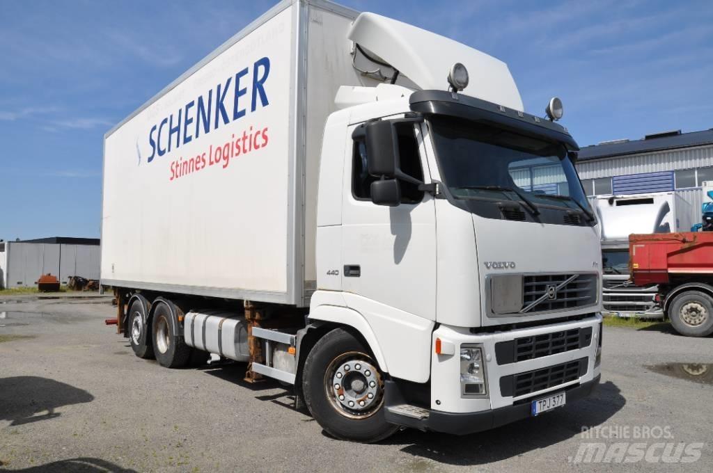 Volvo FH440 6X2 Box trucks