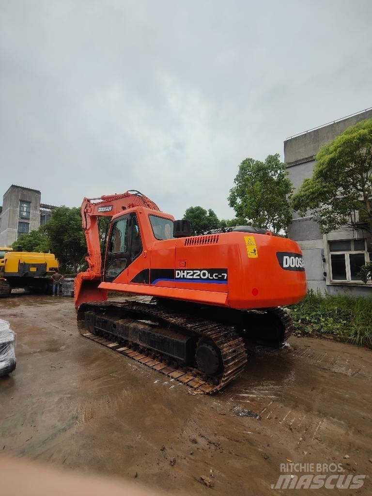 Doosan DH 220 Crawler excavators