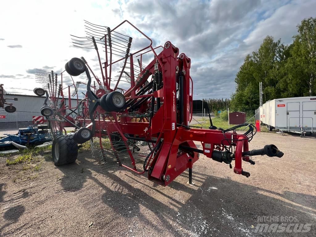 Kverneland 97150C Windrowers