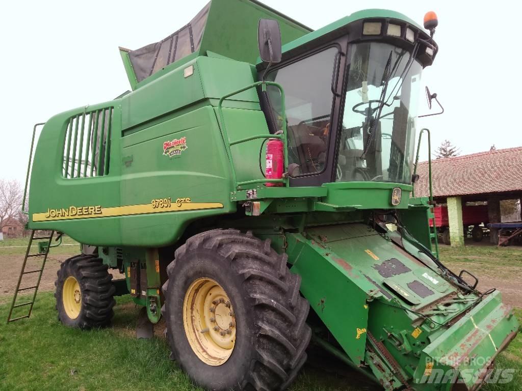John Deere 9780 CTS Combine harvesters