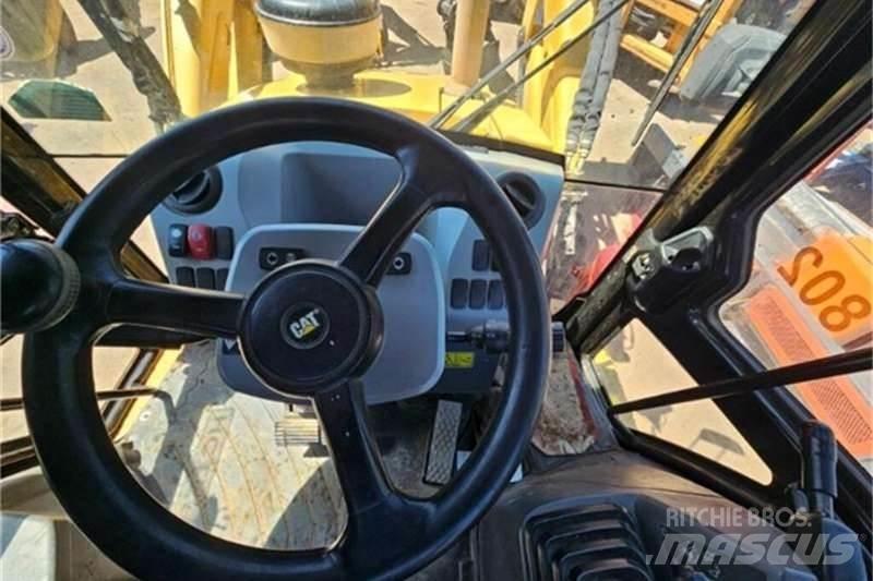 CAT 426F2 TLB Backhoe