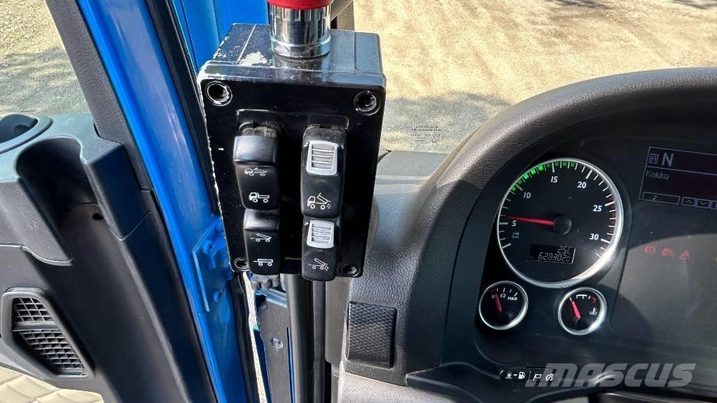 MAN TGX 35.480 Tipper trucks