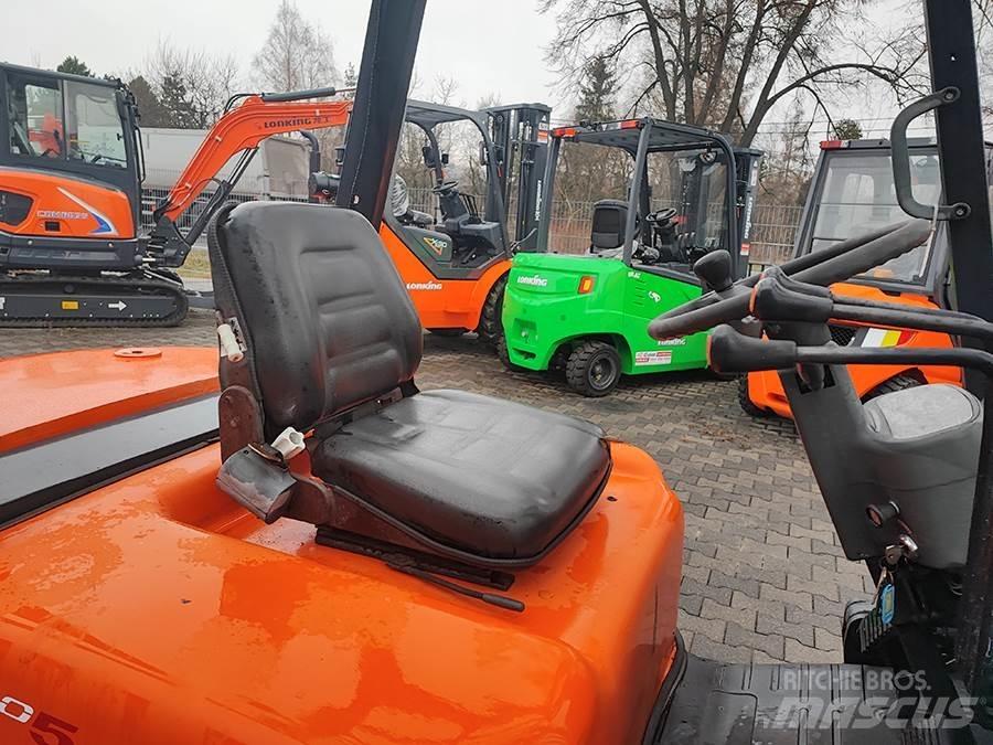 Doosan D30G Diesel trucks