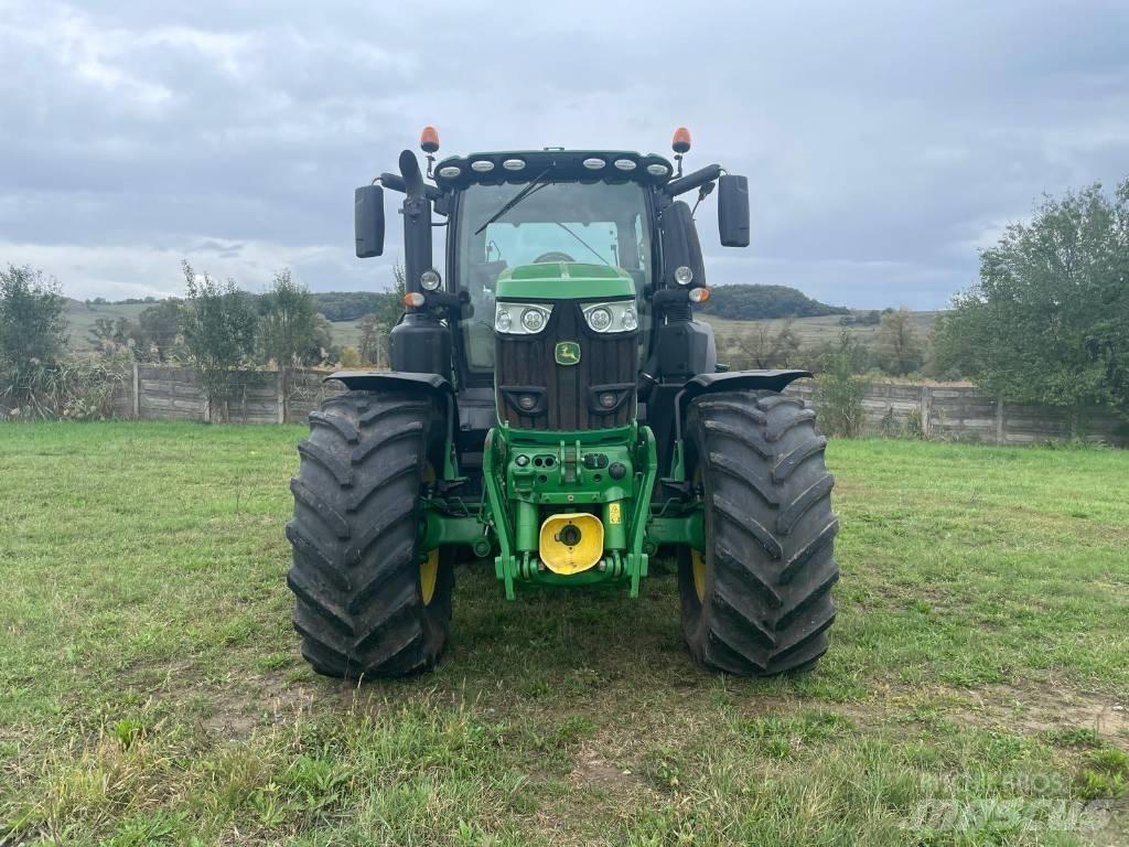John Deere 6250 R Tractors