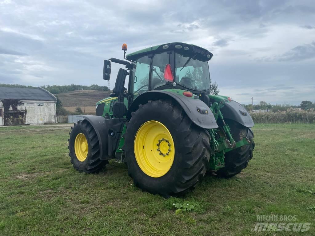 John Deere 6250 R Tractors