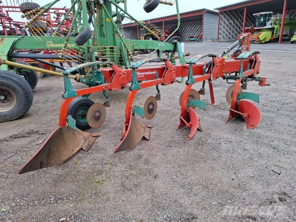 Kverneland AB 85 Ploughs
