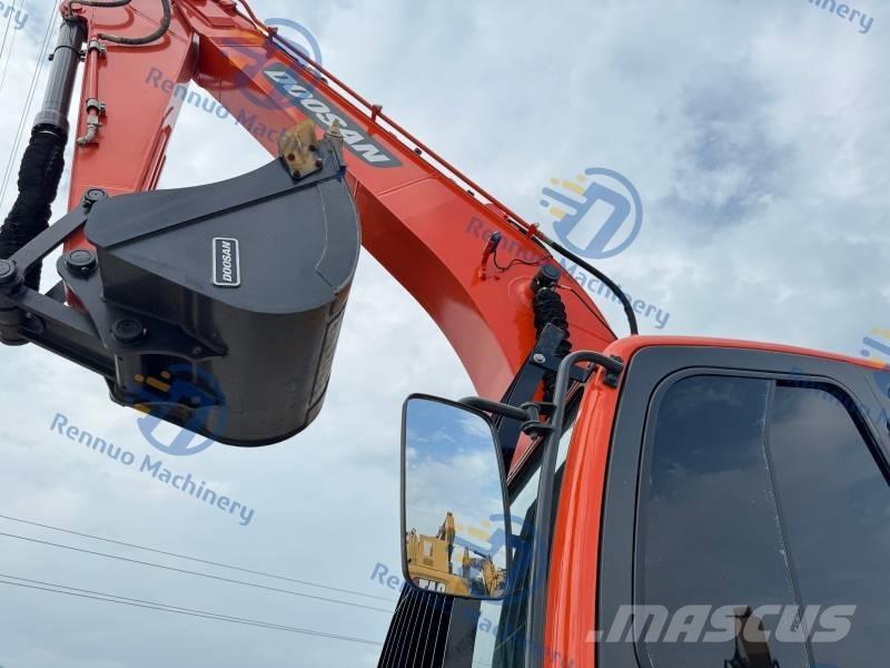 Doosan DX 225 LC-9C Crawler excavators
