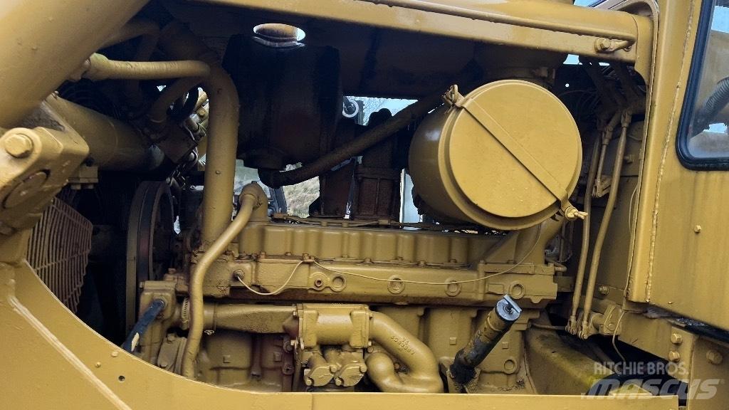 CAT D7 with ripper Crawler dozers