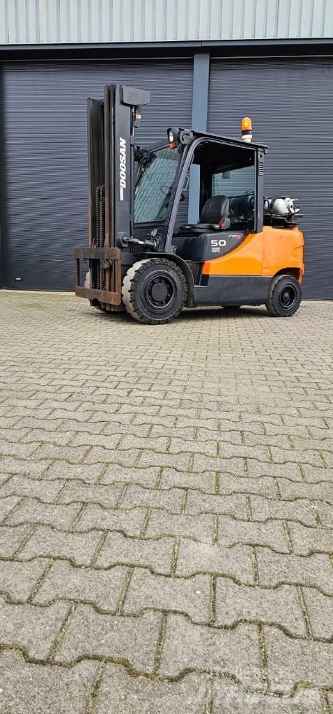 Doosan G50SC-5 LPG trucks