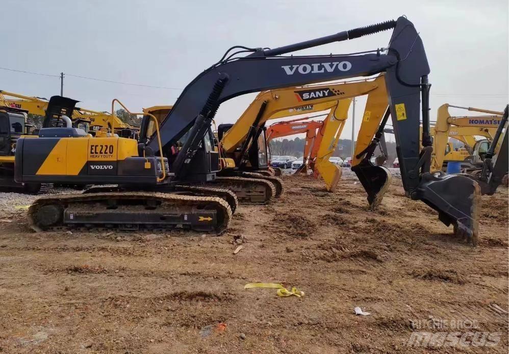 Volvo EC 220 Crawler excavators