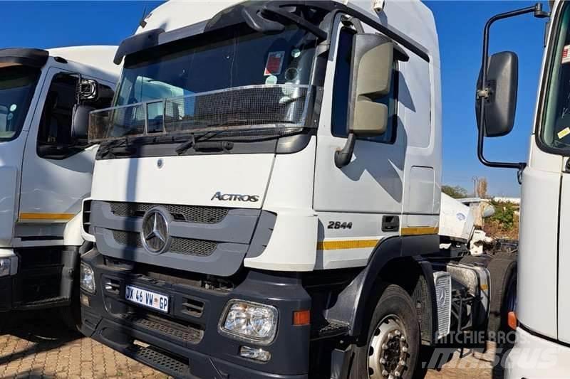Mercedes-Benz 2644 Other trucks