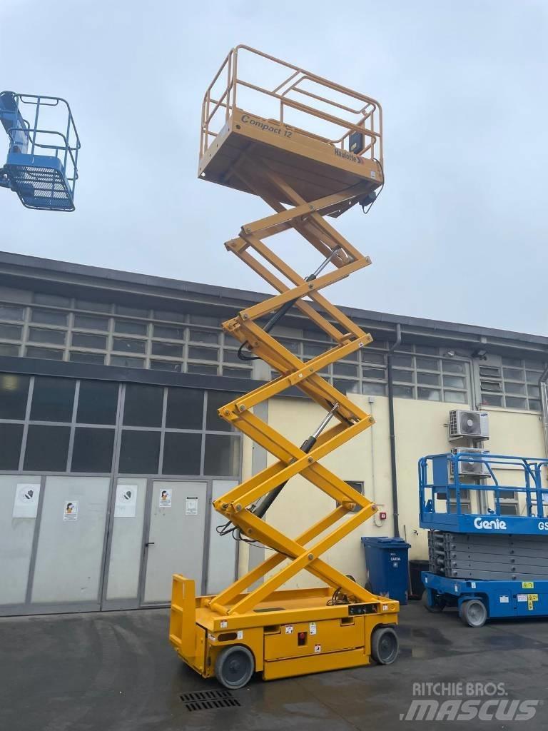 Haulotte Compact 12 Scissor lifts
