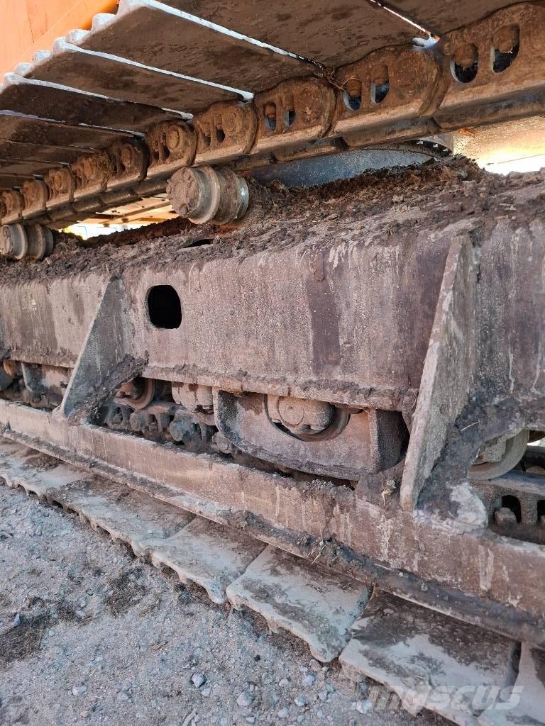 Hitachi EX 165 LC Crawler excavators