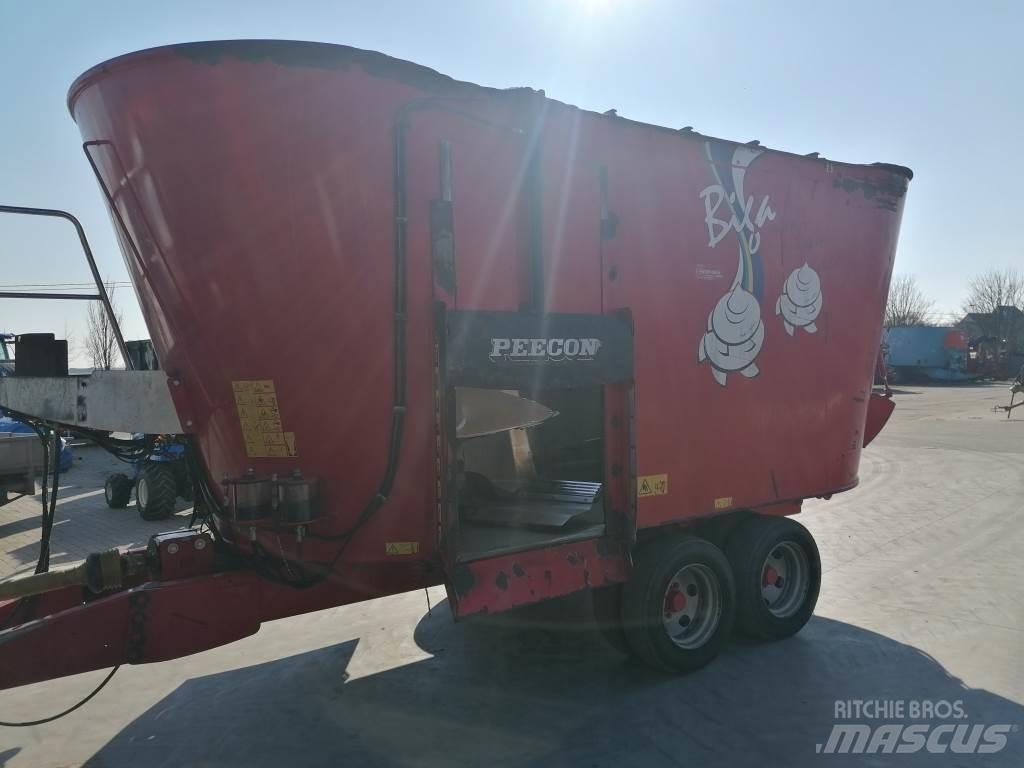 Peecon 24 kuub Feed mixer