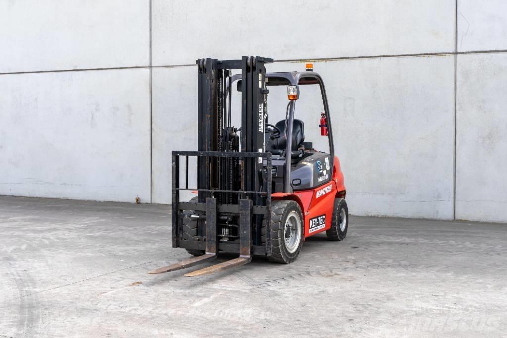Manitou MI 30 D Diesel trucks