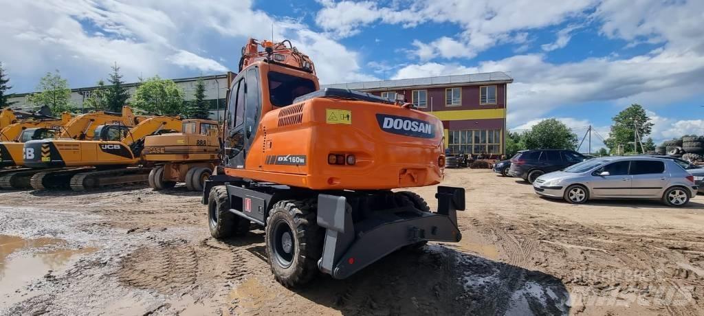 Doosan DX 160 W Wheeled excavators