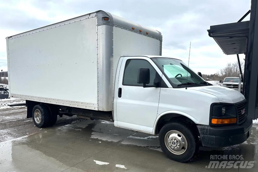 GMC Savana G3500 Box trucks