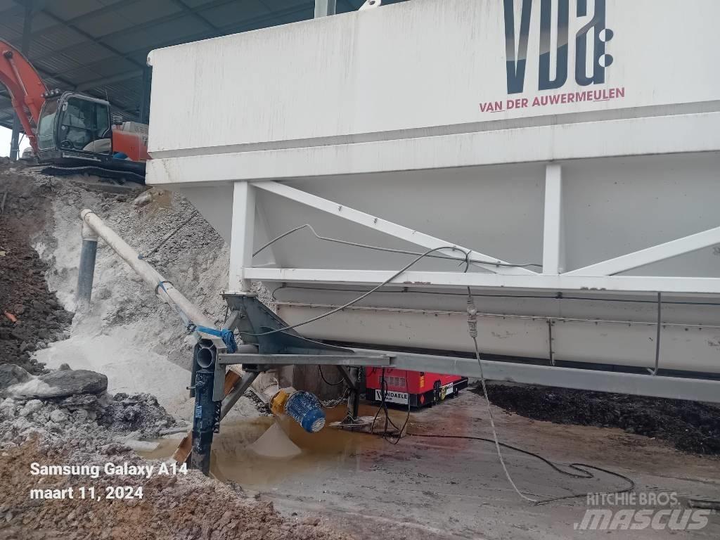  Eurofab Silo Grain bins