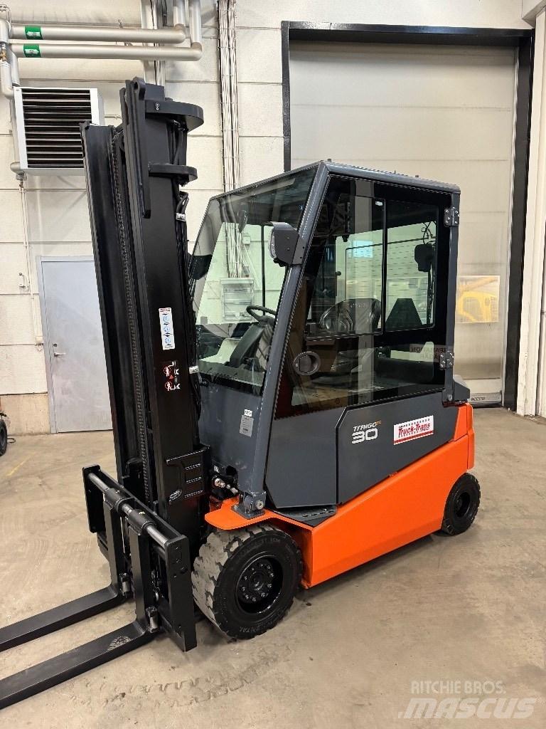 Toyota 8FBMT30 Electric forklift trucks