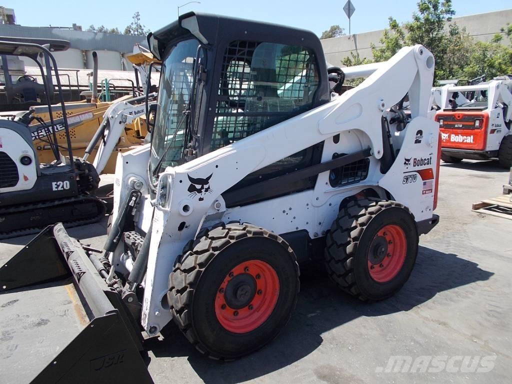 Bobcat S770 Skid steer loaders